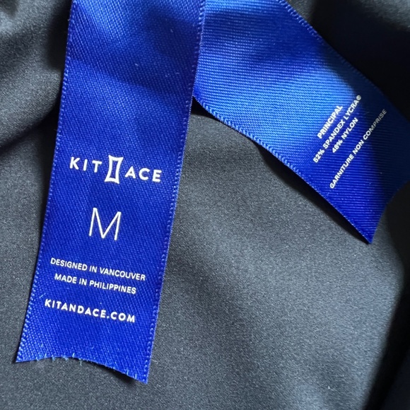 Kit and Ace "The Base Scoop Tank" Tops x2 Dark Navy and Purple Size M Never worn - Picture 5 of 5